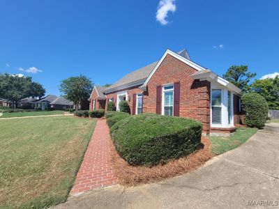 8543 Plantation Ridge Road, House other with 3 bedrooms, 2 bathrooms and null parking in Montgomery AL | Image 2