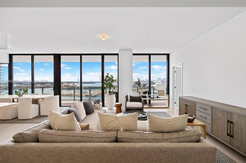 2203-500 Alton, Miami Beach, FL, 33139 | Card Image