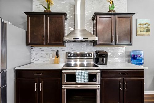 1332 Lucchese Ln, Dallas, TX, 75253-4944 | Card Image