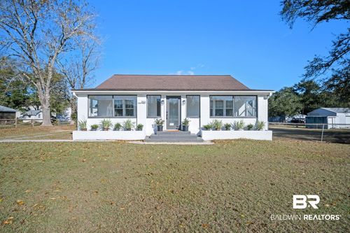 25121 State St, Elberta, AL, 36530-2629 | Card Image