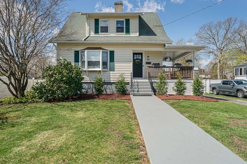 22 Everett St, Rockland, MA, 02370-1812 | Card Image
