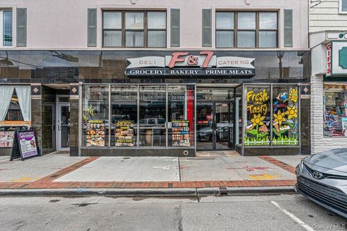 38 Atlantic Ave, Hempstead, NY, 11550-1303 | Card Image