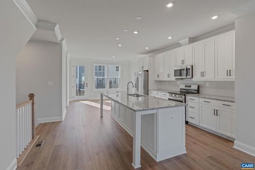 2219 Woodburn Rd, CHARLOTTESVILLE, VA, 22901-8112 | Card Image