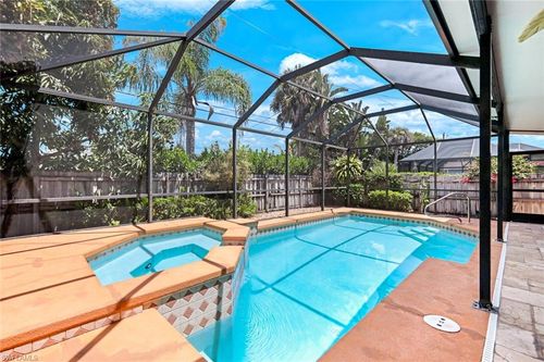 765 101st Ave N, NAPLES, FL, 34108-3206 | Card Image