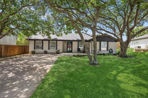 5728 Constitution Court, Watauga, TX, 76148 | Card Image