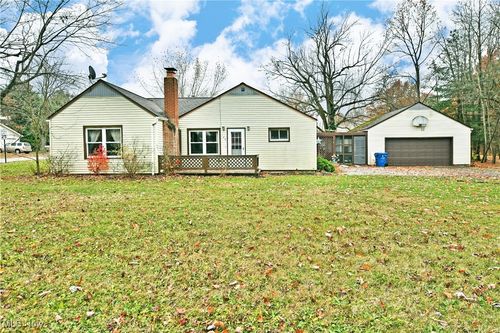 146 Fowler St, Cortland, OH, 44410-1328 | Card Image