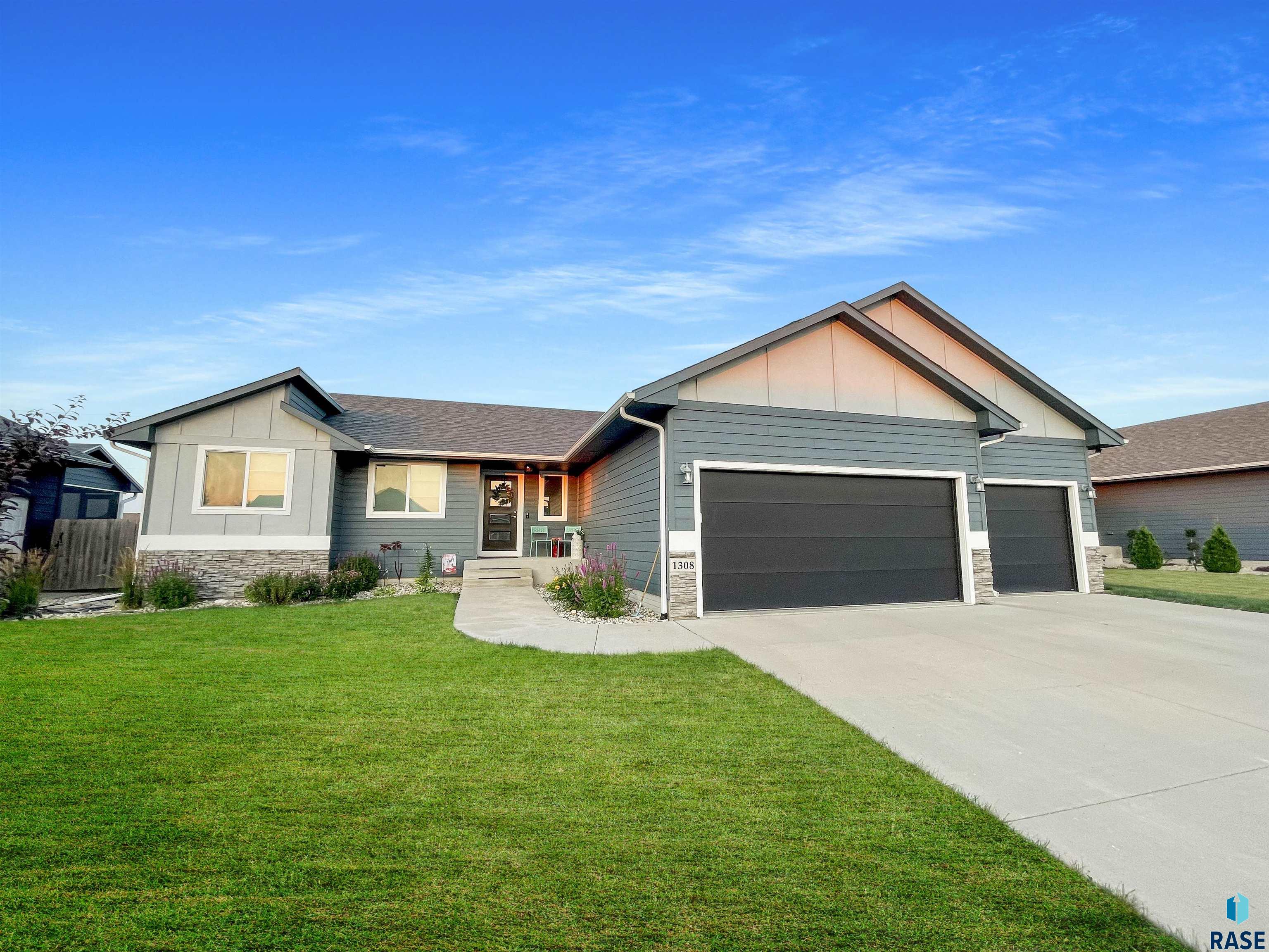 Keva Ave, Sioux Falls, SD 57106