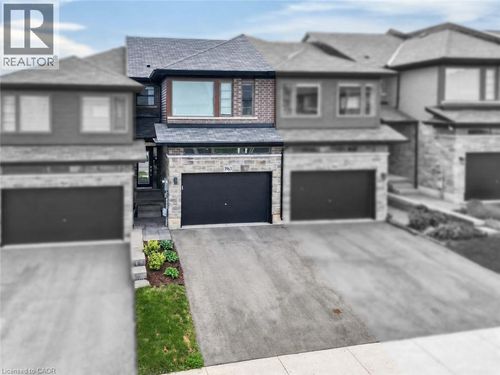 3963 Crown Street, Beamsville, ON, L3J0T1 | Card Image