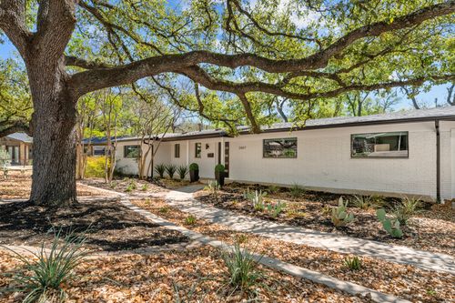 2607 Pembrook Trail, Austin, TX, 78731 | Card Image