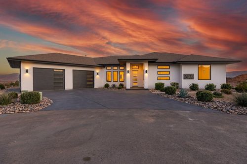 2402 Bella Pago Dr, Grand Junction, CO, 81507-1604 | Card Image