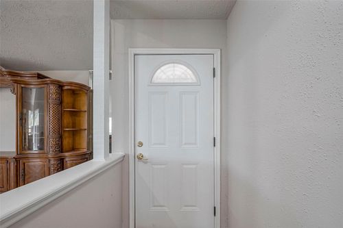 7635 Loro Linda Dr, Houston, TX, 77083-3691 | Card Image
