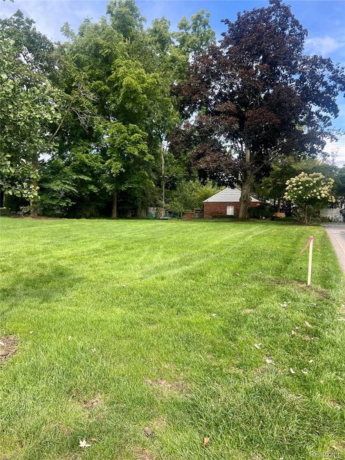1754 Fairway Dr, Birmingham, MI, 48009-1866 | Card Image
