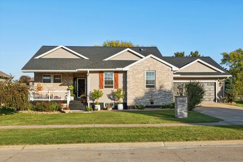 1556 4th Avenue, Camanche, IA, 52730 | Card Image