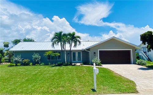 1073 Sand Castle Rd, SANIBEL, FL, 33957-3614 | Card Image
