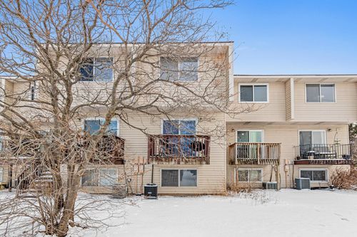 5636 Brookdale Dr N, Brooklyn Park, MN, 55443-3105 | Card Image