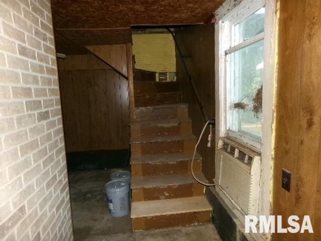 318 Williams St, House other with 4 bedrooms, 2 bathrooms and null parking in Rosiclare IL | Image 27