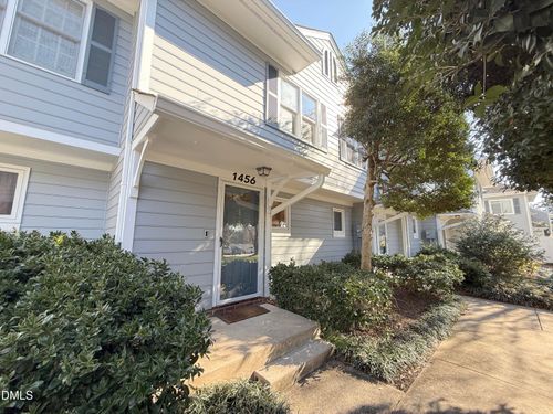 1456 Barton Place Dr, Raleigh, NC, 27608-2572 | Card Image
