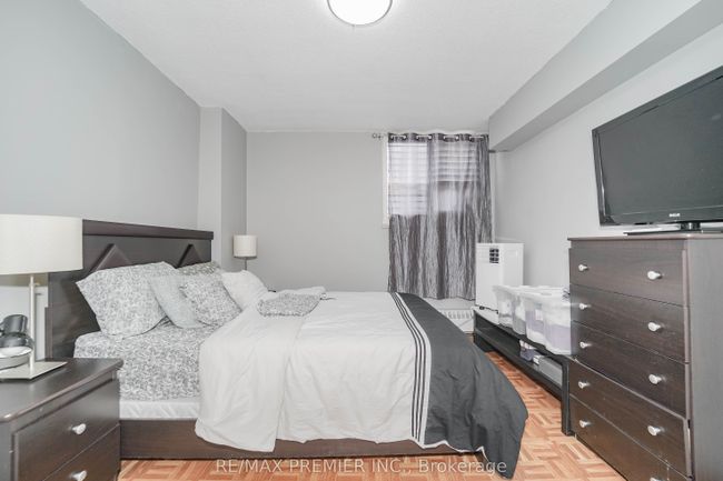 1003 - 390 Dixon Rd, Condo with 2 bedrooms, 1 bathrooms and 1 parking in Etobicoke ON | Image 14