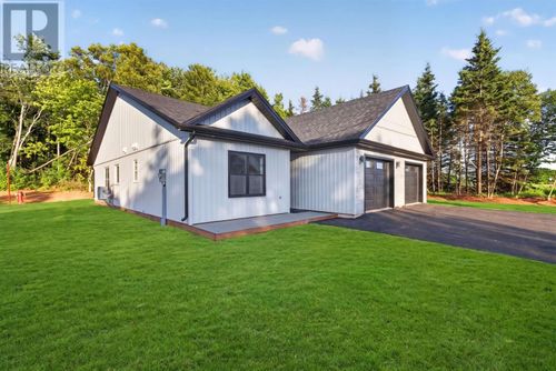 275 Colin Ave, Summerside, PE, C1N | Card Image