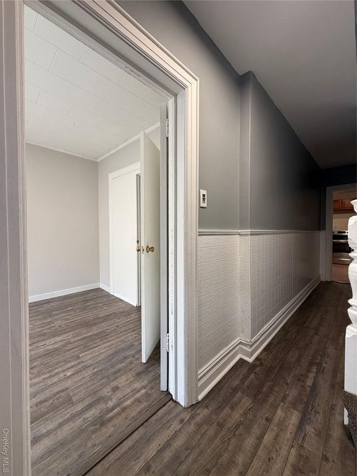 4313 25th Avenue, New York, NY, 11103 | Card Image