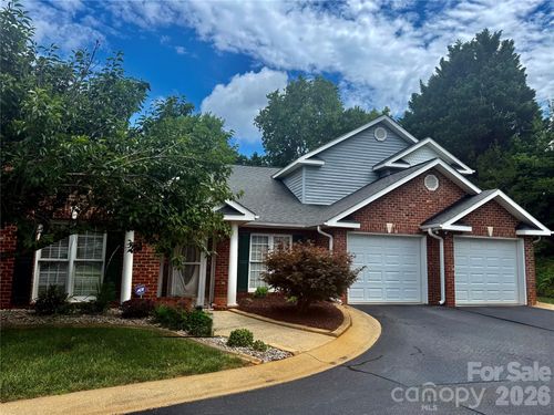 112 Mooreland Dr Ne, Conover, NC, 28613-8690 | Card Image