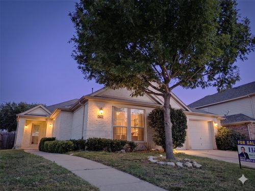 4748 Slippery Rock Dr, Fort Worth, TX, 76123-4040 | Card Image