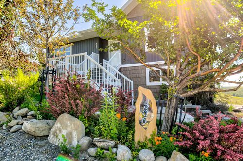 506 1 Street, Rural Pincher Creek No. 9, M.d. Of, AB, T0K1W0 | Card Image