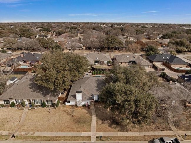 Aerial view featuring a residential view | Image 34