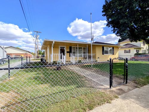 207 S Pleasant St, Edinburgh, IN, 46124-1354 | Card Image