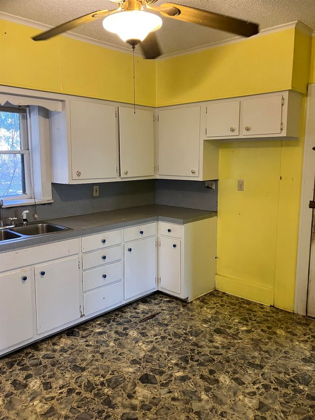 5553 Highway 71 S, House other with 4 bedrooms, 2 bathrooms and null parking in Cove AR | Image 17