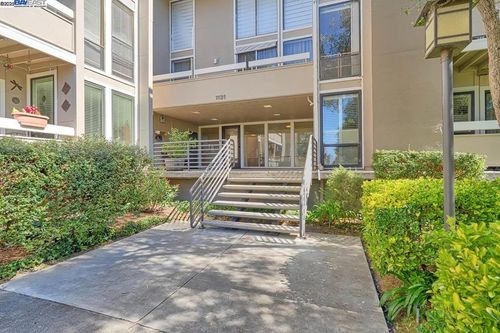 apt-108-1131 Compass Ln, Foster City, CA, 94404-3432 | Card Image