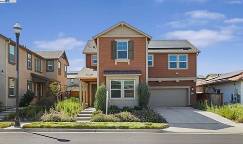 2605 Luna Ave, Tracy, CA, 95377-8193 | Card Image