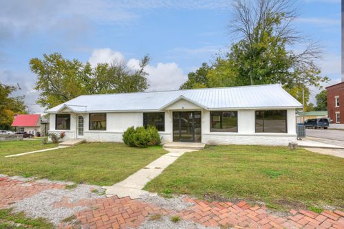 101 W Market St, Diamond, MO, 64840-7312 | Card Image