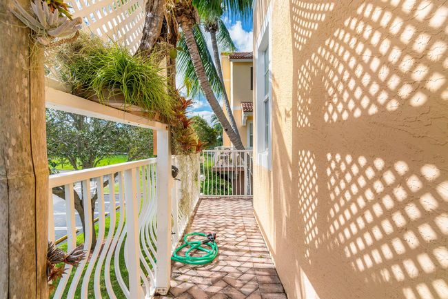 122 Harbors Way, Townhouse with 3 bedrooms, 2 bathrooms and null parking in Boynton Beach FL | Image 34