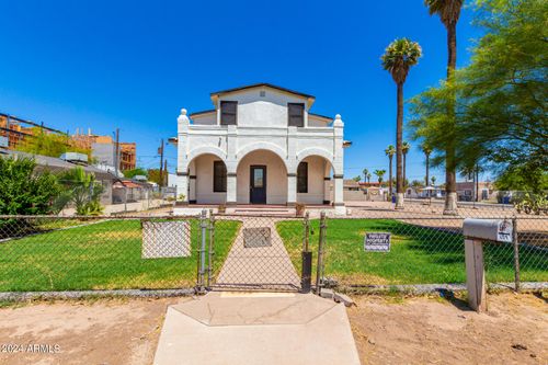 819 S 3rd Ave, Phoenix, AZ, 85003-2514 | Card Image