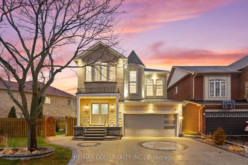 {{alt}} | Card Image