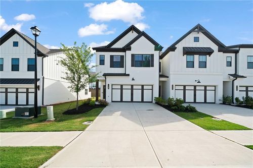 4637 Cypress Landing Way, Gainesville, GA, 30504-5994 | Card Image