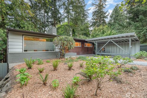 2329 Ne 103rd St, Seattle, WA, 98125-7642 | Card Image
