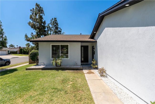 13064 Hedda Ln, House other with 3 bedrooms, 2 bathrooms and 2 parking in Cerritos CA | Image 25