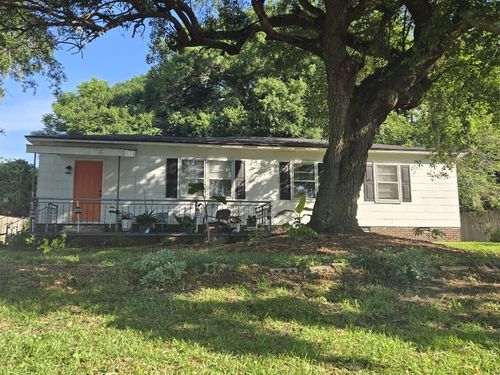 6 Gay Dr, Beaufort, SC, 29907-1601 | Card Image