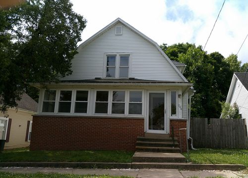 208 E State St, Fairmount, IL, 61841-9782 | Card Image