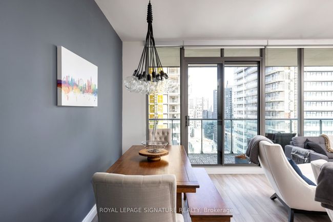 2006 - 33 Lombard St, Condo with 2 bedrooms, 2 bathrooms and 1 parking in Toronto ON | Image 15