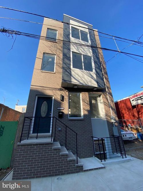 2320 N Palethorp St, PHILADELPHIA, PA, 19133-3740 | Card Image