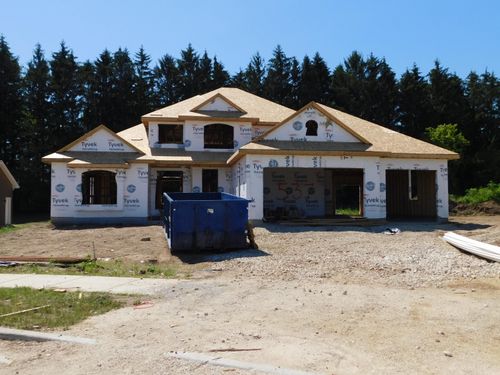537 Hawks Ridge Rd, GRAFTON, WI, 53024 | Card Image