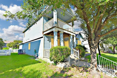 104 Mertz Ln, Cedar Park, TX, 78613-3271 | Card Image