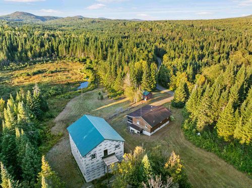 31 Beaver Brook Rd, Pittsburg, NH, 03592-4402 | Card Image