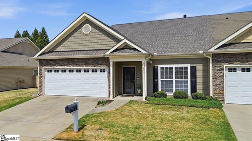 211 Louisville Dr, Greenville, SC, 29607-6527 | Card Image