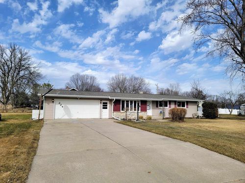 224 Dorothy Drive, MANAWA, WI, 54949 | Card Image