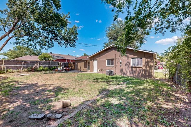 Back of house with brick siding | Image 28