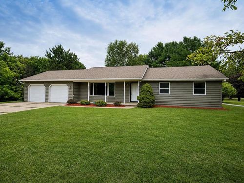 2100 Westline Road, SUAMICO, WI, 54313 | Card Image